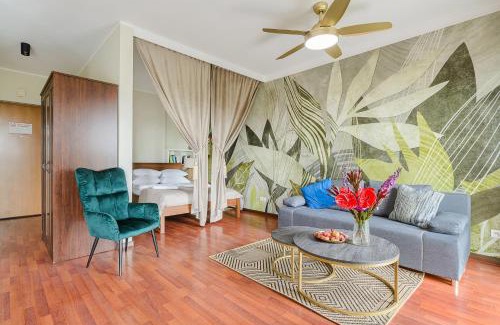 Muranow Apartamento | MetroPoint Apartments at Słomińskiego Street
