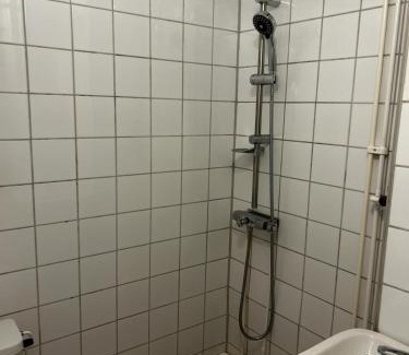 Norrmalm Apartamento | Metropolitan Haven in Stockholm City! 911