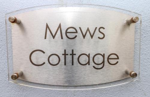 Laugharne Casa | Mews Cottage