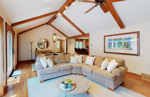 Mews Village Casa | Mews Village Villa