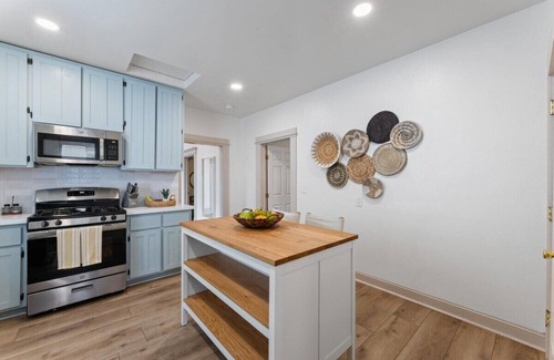Downtown Sacramento Casa | Mexican Desert-Inspired Casita in DT Sacramento