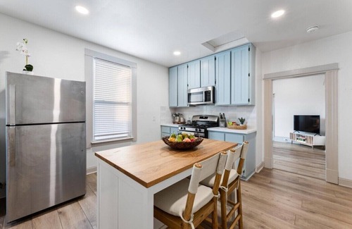 Downtown Sacramento Casa | Mexican Desert-Inspired Casita in DT Sacramento