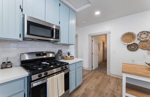 Downtown Sacramento Casa | Mexican Desert-Inspired Casita in DT Sacramento