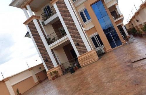 Port Harcourt Cabina | Mexiloyd Suites Queen Apartment