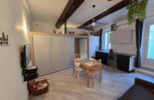 Le Suquet Apartamento | Meynadier 66 - Appartement Très Calme avec Cour Privative, Plage, Gare, Palais à 300m