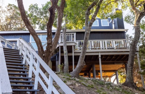 Canyon Lake Casa | Mezza Lago House