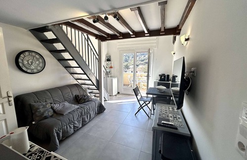 Antheor Apartamento | Estudio con altillo, aire acondicionado, terraza y aparcamiento cerca de la playa en Saint-Raphaël