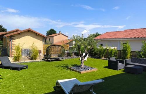 Pizay Apartamento | Mi Amore- Gîte 3 suites près de Lyon, parking free