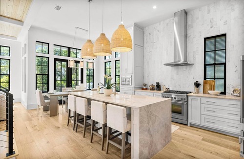 Treetop Casa | Mia's Beach House at Treetop- Stunning New Home on 30A! Sleeps 8, Community Pool