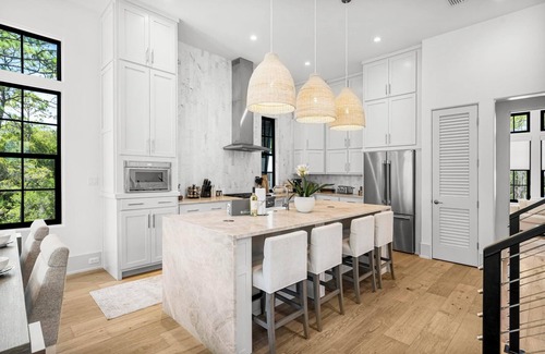 Treetop Casa | Mia's Beach House at Treetop- Stunning New Home on 30A! Sleeps 8, Community Pool