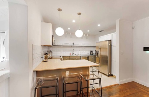 The Roads Casa | Miami Art deco home by PMI