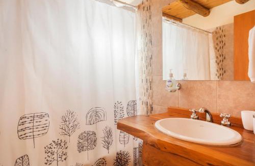 Villa Catedral Apartamento | MICHAY Cabaña E en la base del cerro Catedral con vistas
