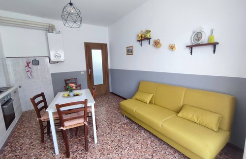 Mascarelli Apartamento | Michelangelo - spacious apartment with view in La Morra