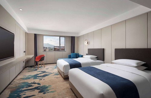 Yuancheng District Hotel | Microtel By Wyndham Heyuan