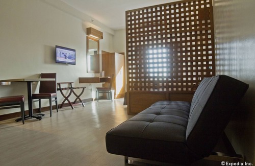 Diliman Hotel | Microtel by Wyndham UP Technohub