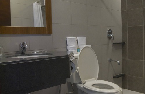 Diliman Hotel | Microtel by Wyndham UP Technohub