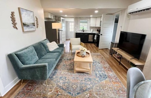 Danville Casa | Mid-Century Bungalow - 2 miles from Casino