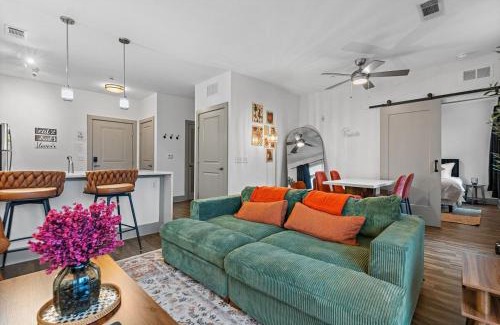 West End Apartamento | Mid-Century Charm in Midtown Nashville