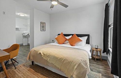 West End Apartamento | Mid-Century Charm in Midtown Nashville