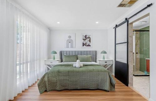 Ardross Casa | Mid Century Magic In Ardross