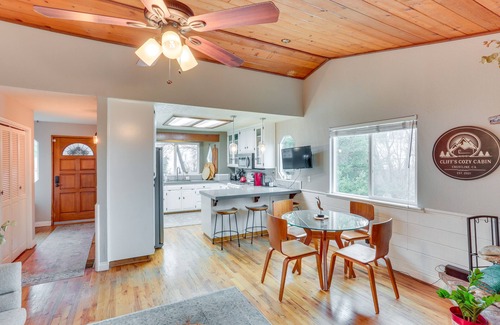 Crestline Cabaña | Mid-Century Mod Cottage, Steps to Lake Gregory!