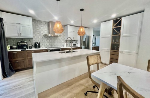 Longwood Casa | Mid Century Modern 3-bedroom house close to everything in Orlando