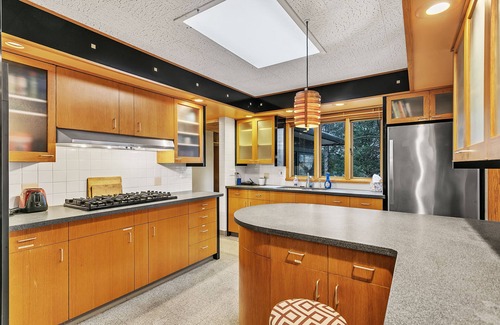 Racine Casa | Mid-Century Modern Dream Getaway