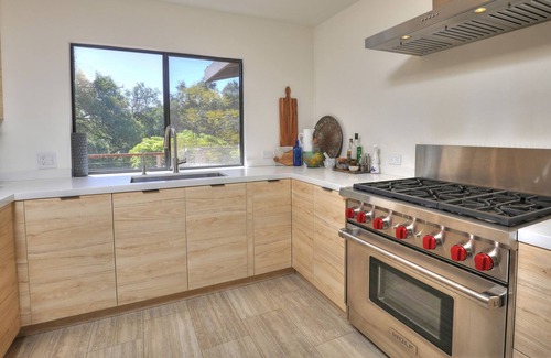 Montecito Casa | Mid Century Modern in Montecito