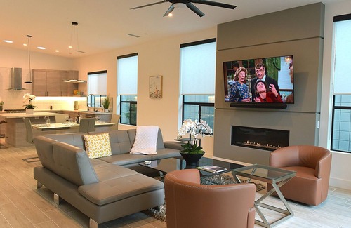 La Quinta Cove Casa | Mid-Century Modern with Pool and Spa