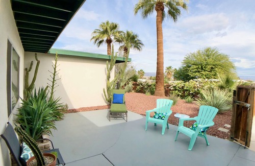 Cathedral City Cove Casa | Retiro de mediados de siglo con nueva piscina de agua salada y spa