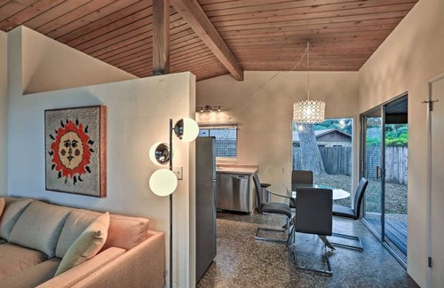 Montecito Casa | Mid-Century Steps from Miramar Beach, Private Yard in Montecito