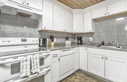 Southeast Colorado Springs Casa | Mid-Landing Inn