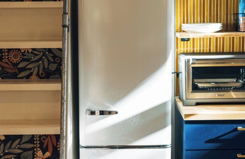 Dahlonega Cabina | Mid-Mod Tiny House in Dahlonega