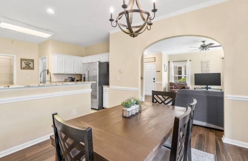 Carolina Forest Casa | Mid term rental for travel professionals or snowbirds. Pet-friendly!