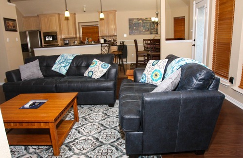 North Arlington Casa | 2 millas del estadio ATT, Rangers, Texas Live!, Six Flags, Shopping-Great Locale!