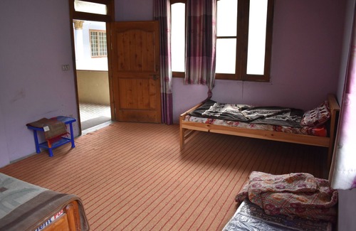 Narowal Casa | Mid Valley Guest House