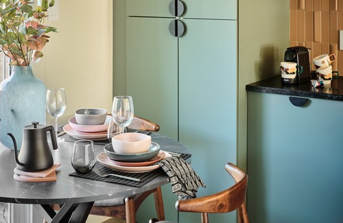 St. Edwards Apartamento | Midcentury Couples Designer Loft - Casa Tuya