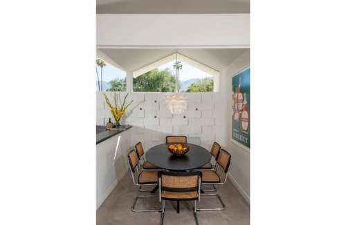 Araby Casa | Midcentury Perfection in Palm Springs