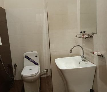 Punjab Hotel | MidCity Hotel & Restaurant