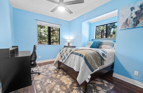 Woodlands Chalet De Esquí | Middle Bear Chalet -Perfect getaway for a weekend in the mountains!