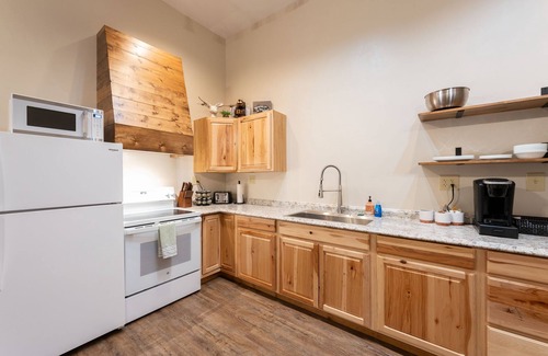 Columbia Falls Cabina | Middle Fork of Spotted Bear Retreat