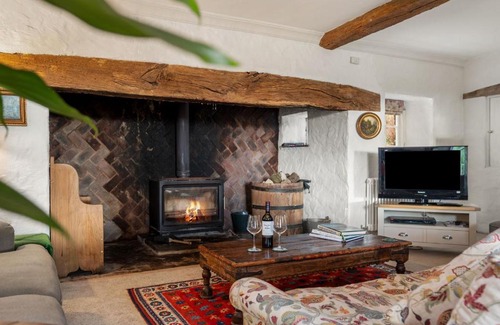 Kilgetty Casa | Middlelands - A stunning country house with beautiful gardens in rural Pembrokeshire yet close to coast