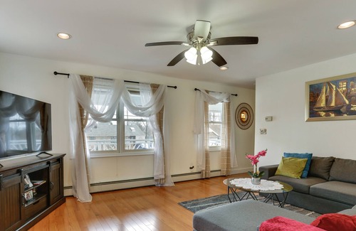 Middletown Casa | Middletown Rental w/ Spacious Back Deck!