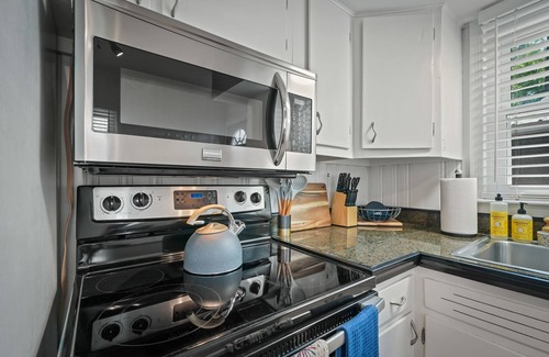 Southern Pines Casa | Midland Pines Getaway! 3 bedroom stylish & cozy Cottage minutes to golf & dining