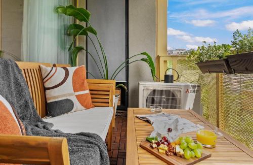 Aviatiei Apartamento | Mido Bird Luxury Apartment with Private Parking & Self Check-in