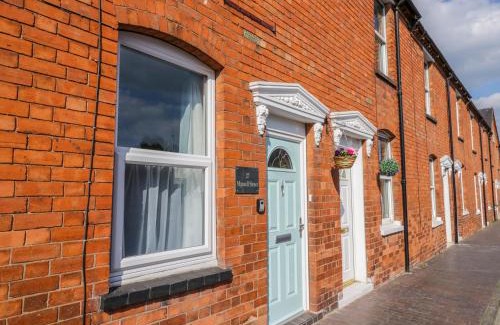 City Centre Casa | Midsummer Cottage