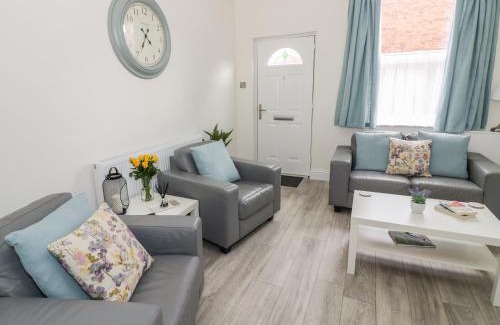 City Centre Casa | Midsummer Cottage