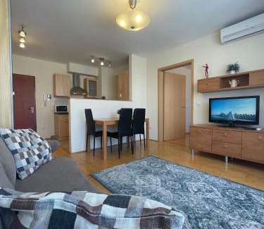 Erzsebetvaros Apartamento | Midtown Apartments - Easy Check-in&Parking
