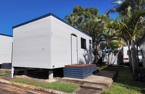Millbank Cabina | MIDTOWN CARAVAN PARK