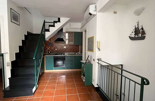 Castelletto Apartamento | Migliorina House, characteristic Genoese apartment with terrace, city center